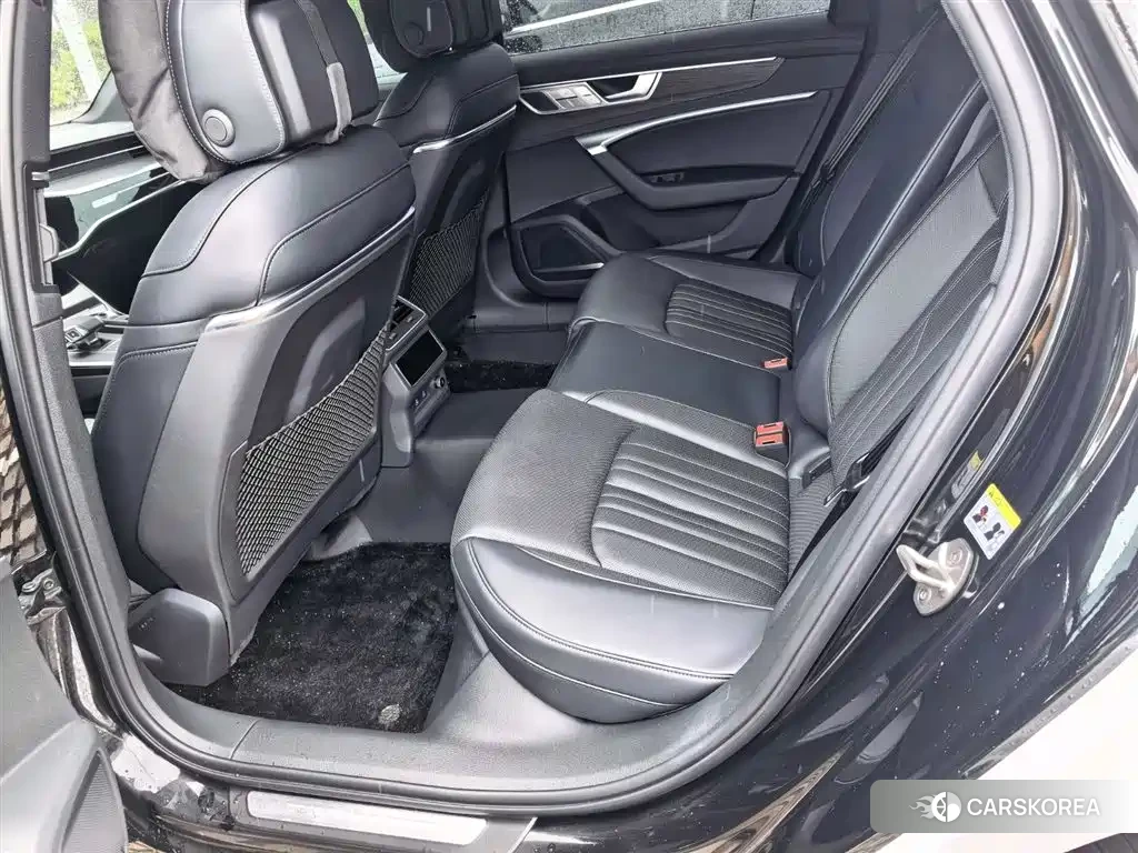 Audi A6L 2026 Черный из Китая, фото 6
