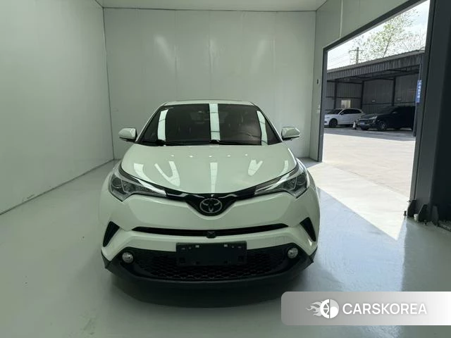 Toyota C-HR id 4216301 из Китая 15