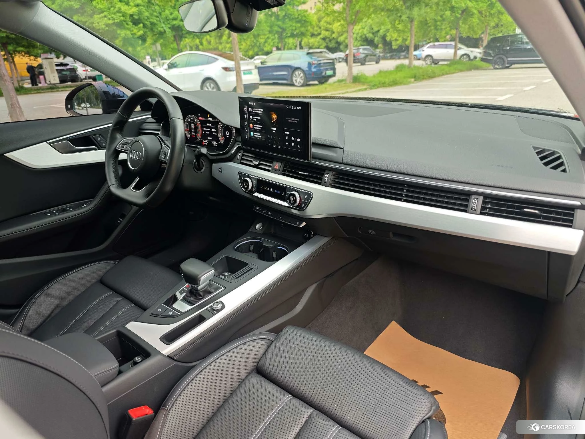 Audi A4L id 4473350 из Китая 7