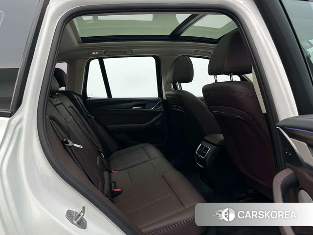 BMW X3 id 4367397 из Китая 28