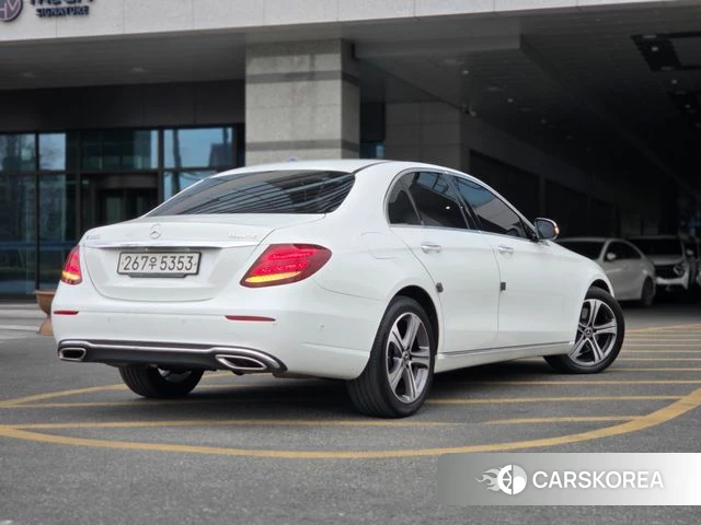 Mercedes-Benz E-Class W213 id 3861628 из Кореи 16