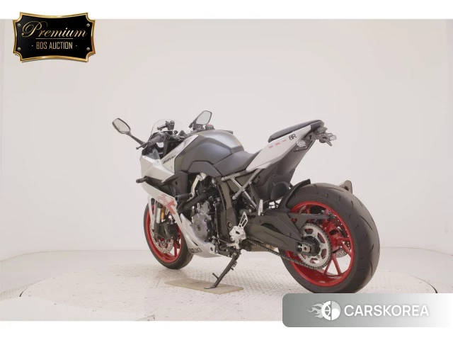 Suzuki GSX-8R id 4386999 из Японии 6