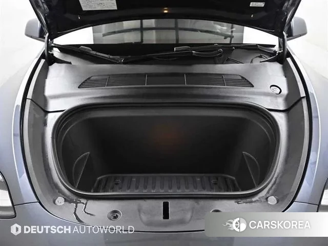 Tesla Model Y id 3712290 из Кореи 16