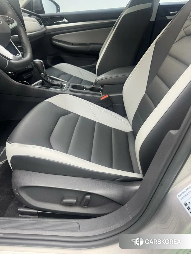 Volkswagen Bora id 4278605 из Китая 22