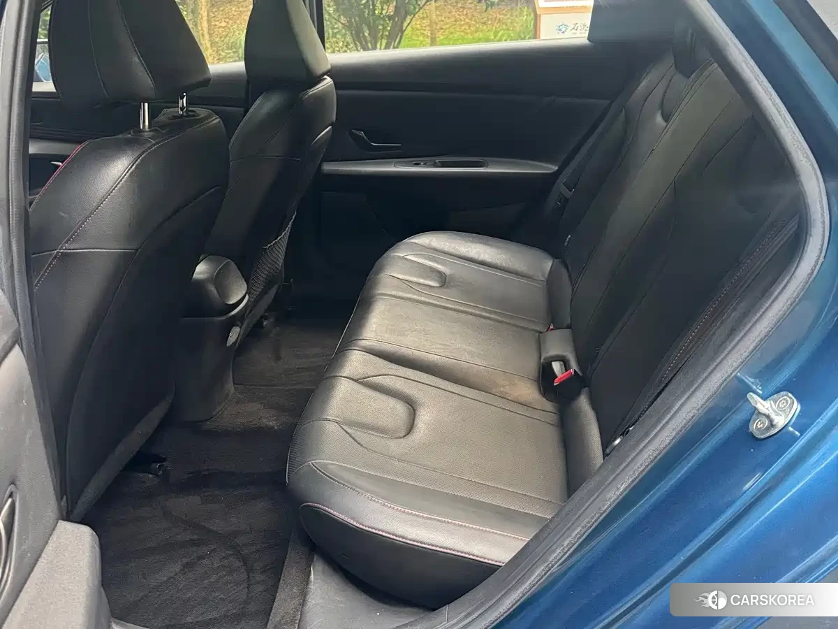 Hyundai Elantra id 4654624 из Китая 15