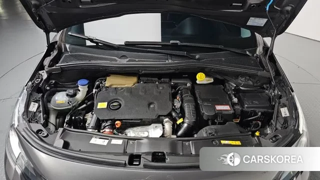 Peugeot 2008 id 3335859 из Кореи 16