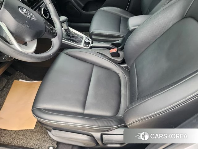Hyundai Venue id 4250448 из Кореи 15