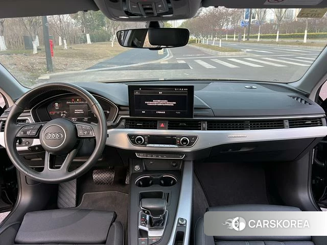 Audi A4L id 4271945 из Китая 36