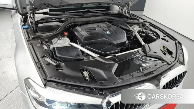 BMW 5 Series (G30) id 3090732 из Кореи 16