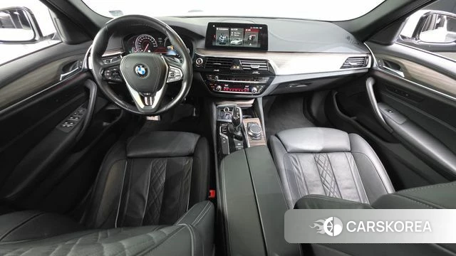 BMW 5 Series (G30) id 4465743 из Кореи 28