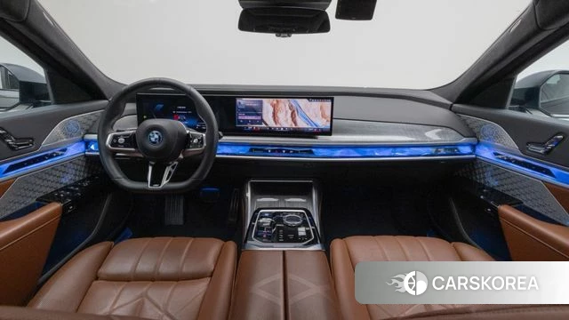 BMW i7 (G70) id 4354040 из Кореи 16
