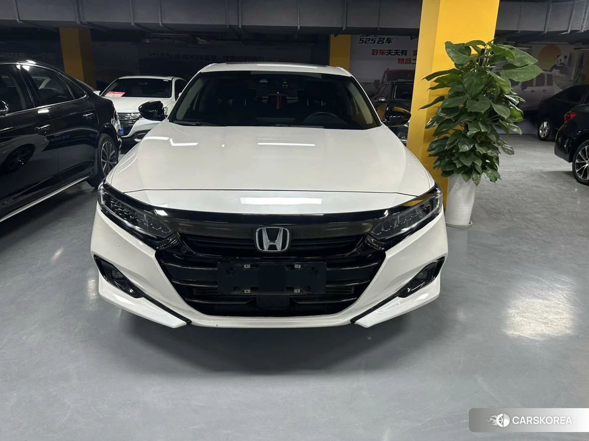 Honda Accord id 4420763 из Китая 11