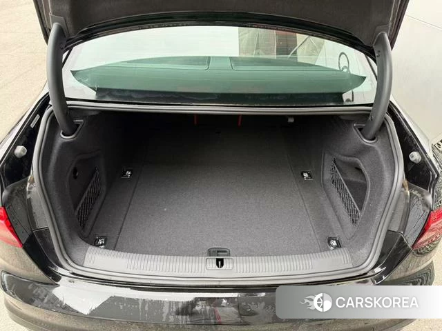 Audi S4 2025 Черный из Китая, фото 6