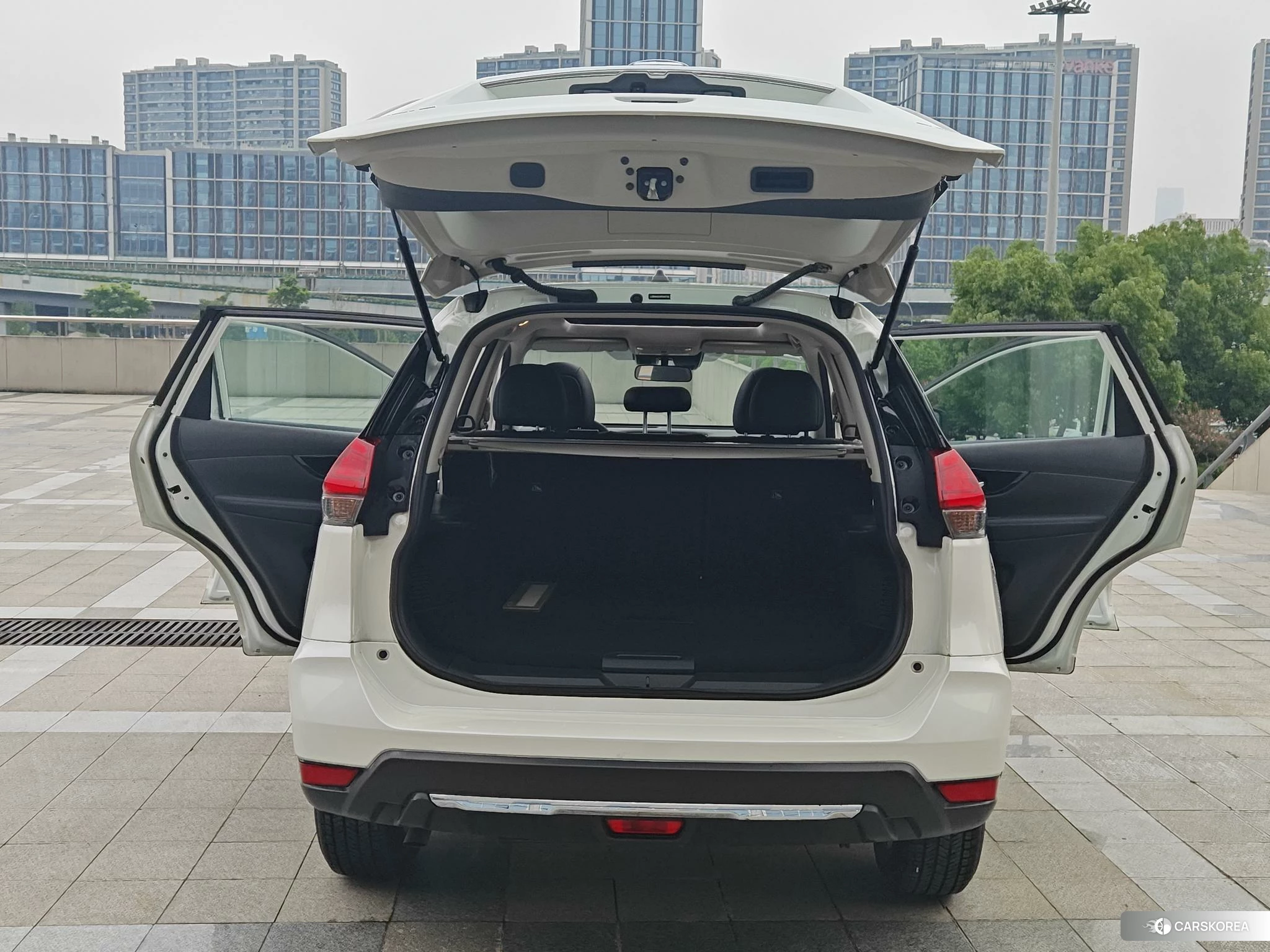 Nissan Qijun id 4452510 из Китая 15