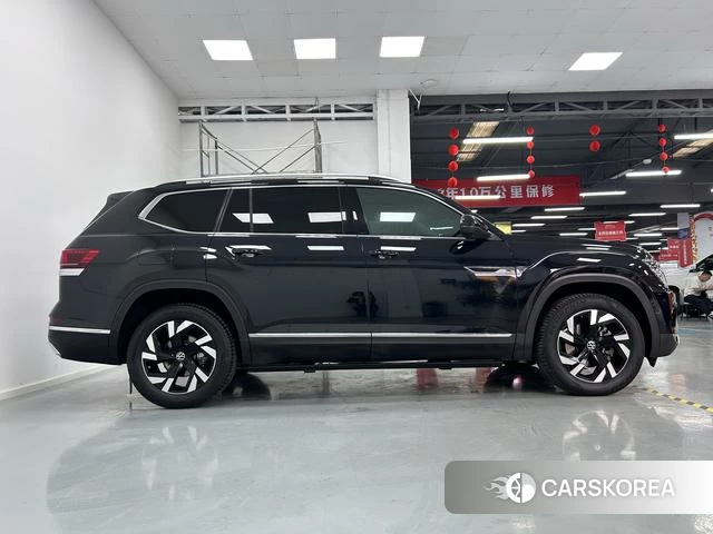 Volkswagen Tourang id 4299756 из Китая 24