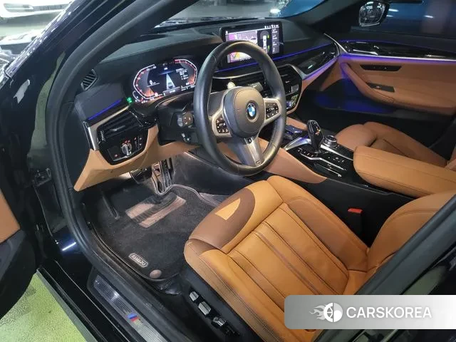 BMW 5 Series (G30) id 3032283 из Кореи 16