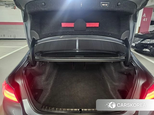 BMW 5 Series (G30) id 3885947 из Кореи 16