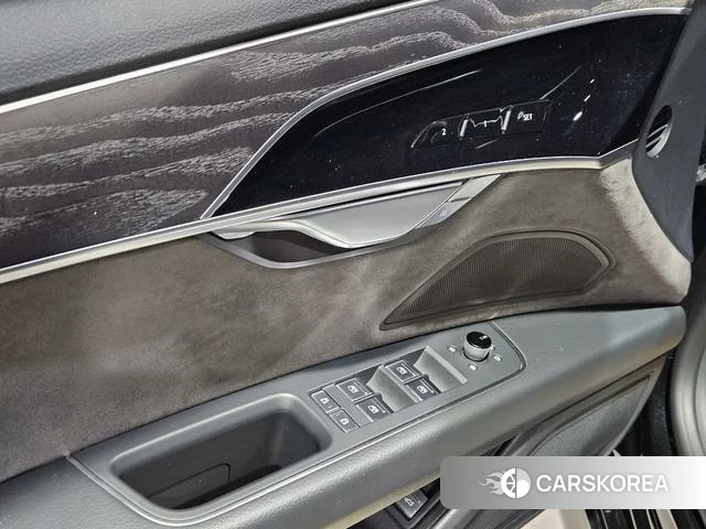 Audi A8 id 4271819 из Китая 16