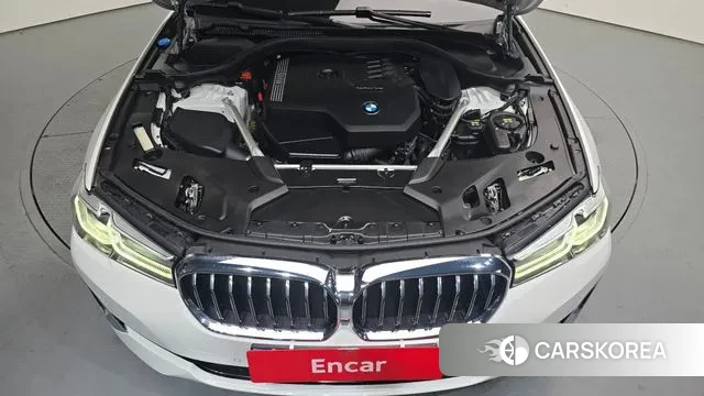 BMW 5 Series (G30) id 3701641 из Кореи 16