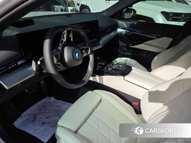 BMW i5 (G60) id 4177356 из Кореи 13