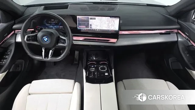 BMW i5 (G60) id 3689528 из Кореи 16