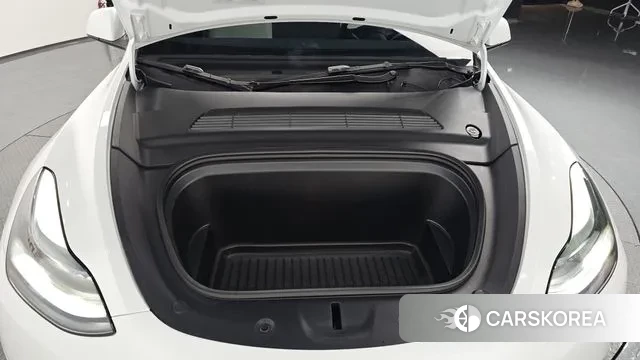 Tesla Model Y id 3590686 из Кореи 16