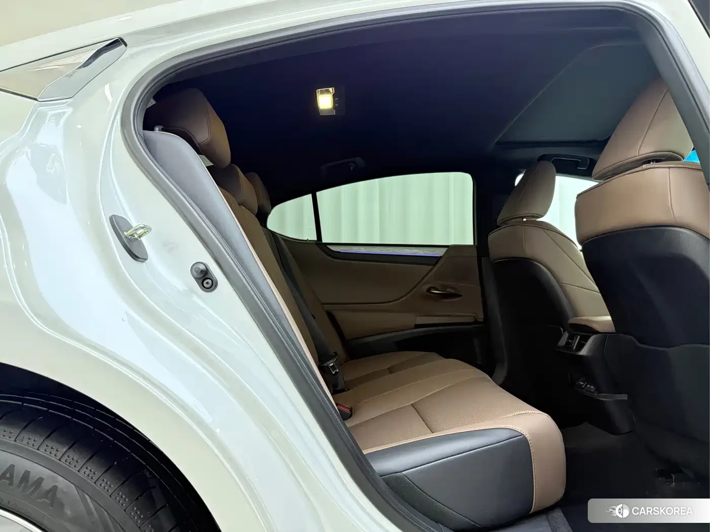 Lexus ES id 4546116 из Китая 8