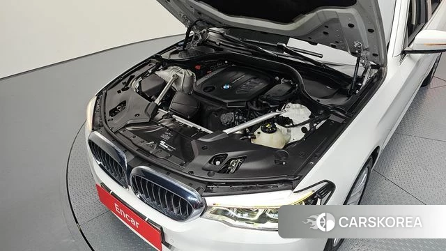 BMW 5 Series (G30) id 4285001 из Кореи 29