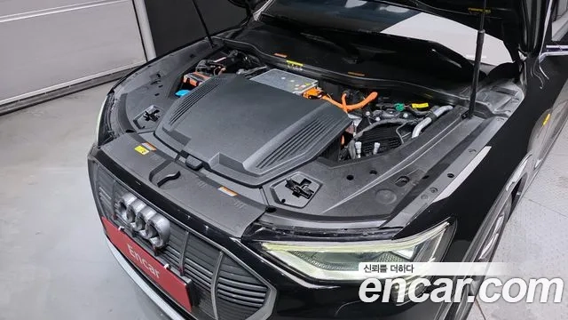 Audi e-Tron id 2926338 из Кореи 16