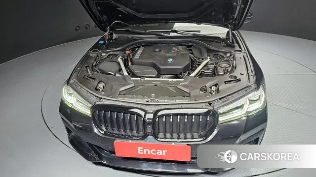 BMW 5 Series (G30) id 3395076 из Кореи 16