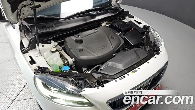 Volvo V40 Cross-Country id 2928033 из Кореи 16