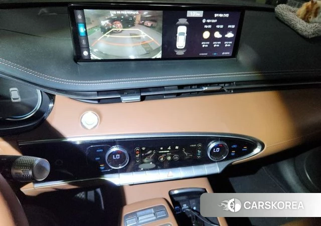 Genesis GV70 2021 Серебристо-серый из Кореи, фото 6
