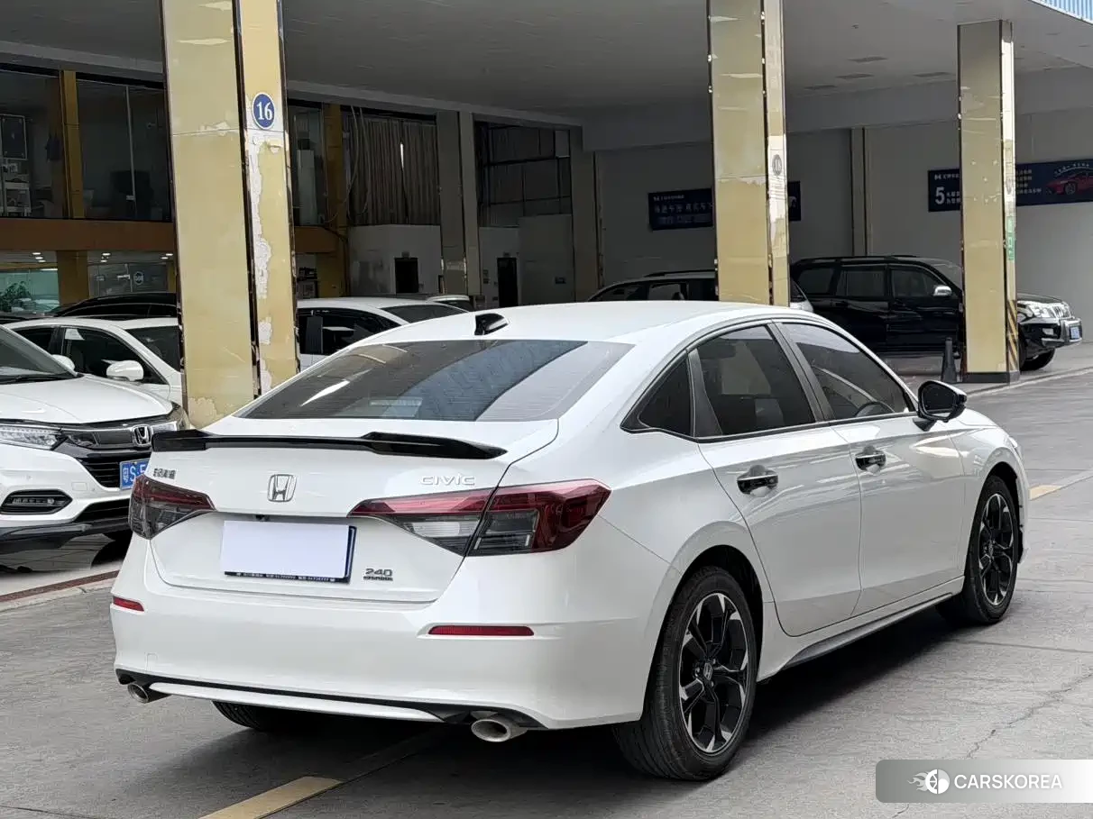 Honda Civic id 4589160 из Китая 9