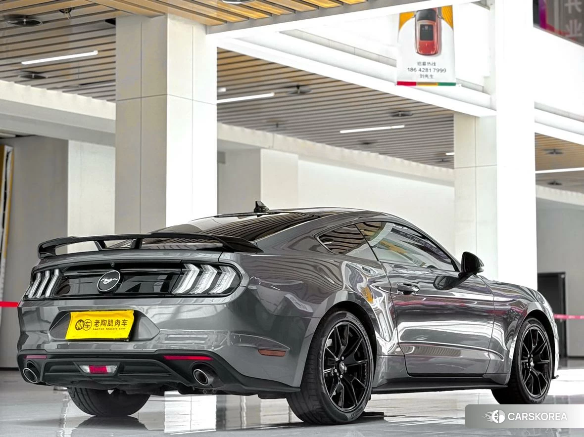 Ford Mustang 2021 Темно-серый из Китая, фото 6