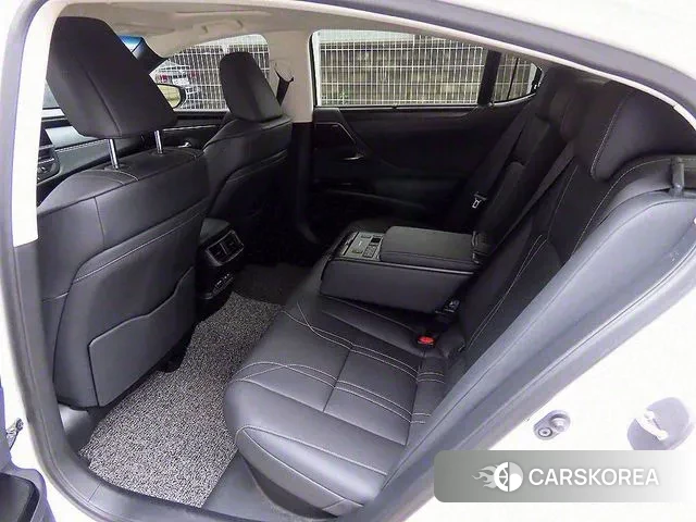 Lexus ES300h 7th generation id 3120472 из Кореи 16