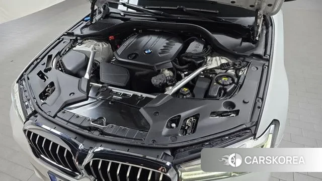 BMW 5 Series (G30) id 3016575 из Кореи 16