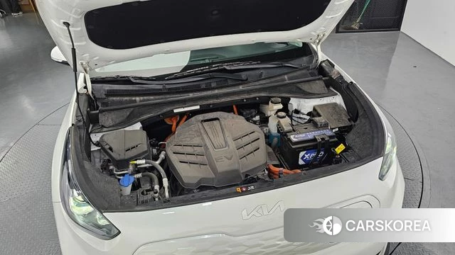 Kia Niro Plus id 4267432 из Кореи 29