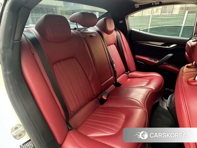 Maserati Ghibli id 4227895 из Китая 25