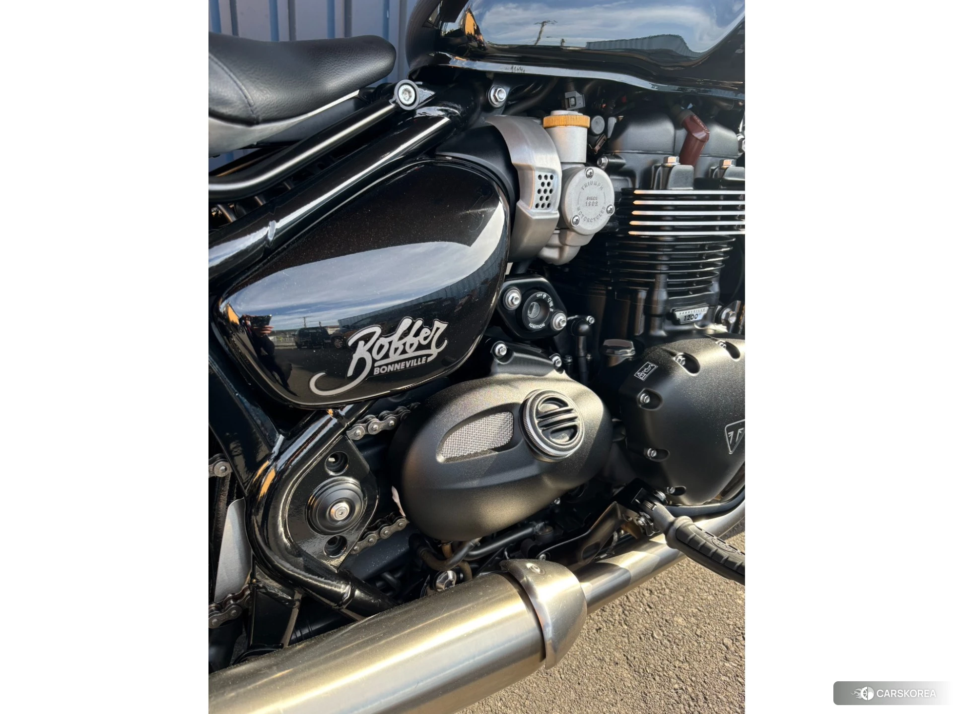 Triumph BONNEVILLE BOBBER id 4352552 из Японии 17