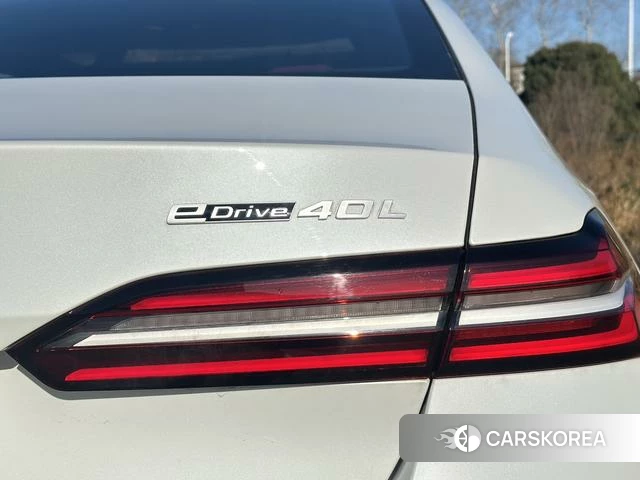 BMW i5 id 4256877 из Китая 9