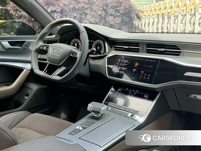 Audi A7L id 4219897 из Китая 14