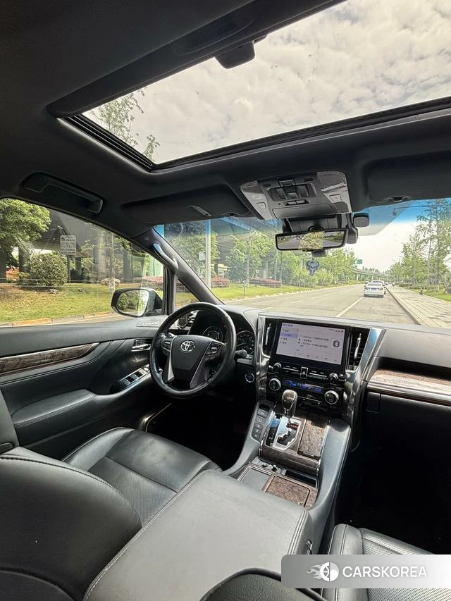 Toyota Elfa id 4374640 из Китая 19