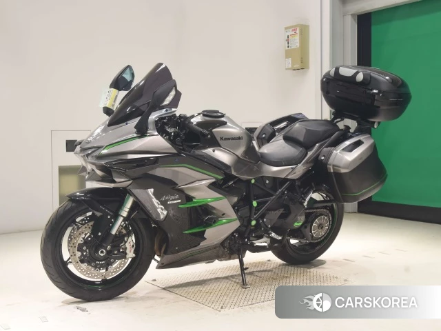 Проданный Kawasaki NINJA H2 SX SE plus 2019 из Японии