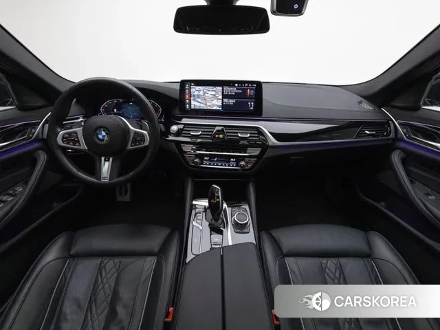 BMW 5 Series (G30) id 3777202 из Кореи 16