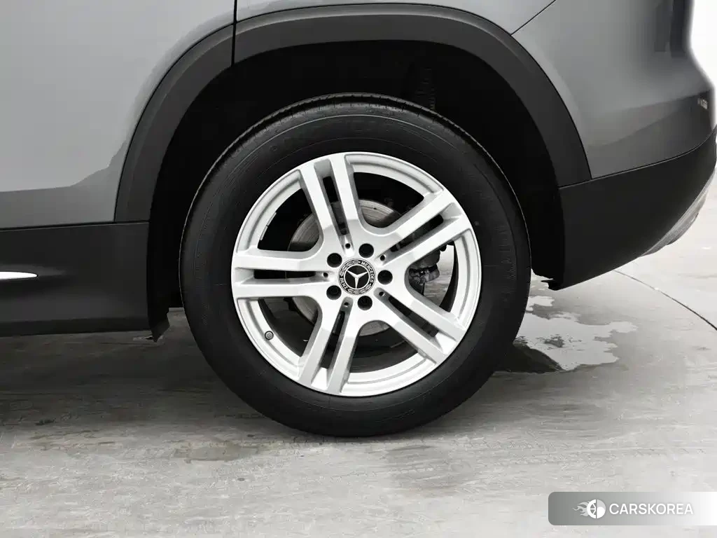 Mercedes-Benz GLB id 4653809 из Китая 17