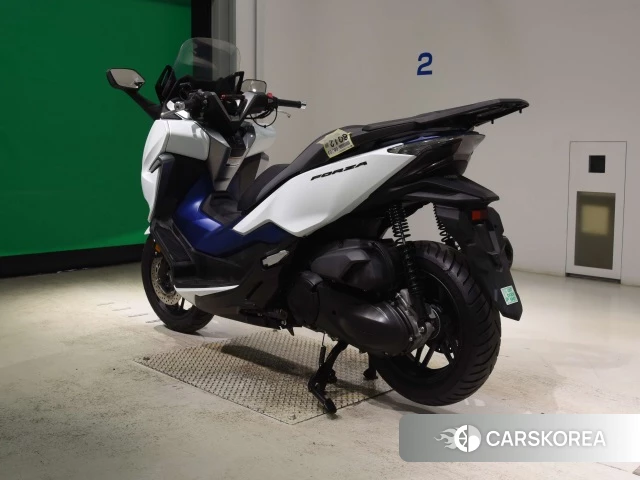 Honda FORZA id 4387065 из Японии 6