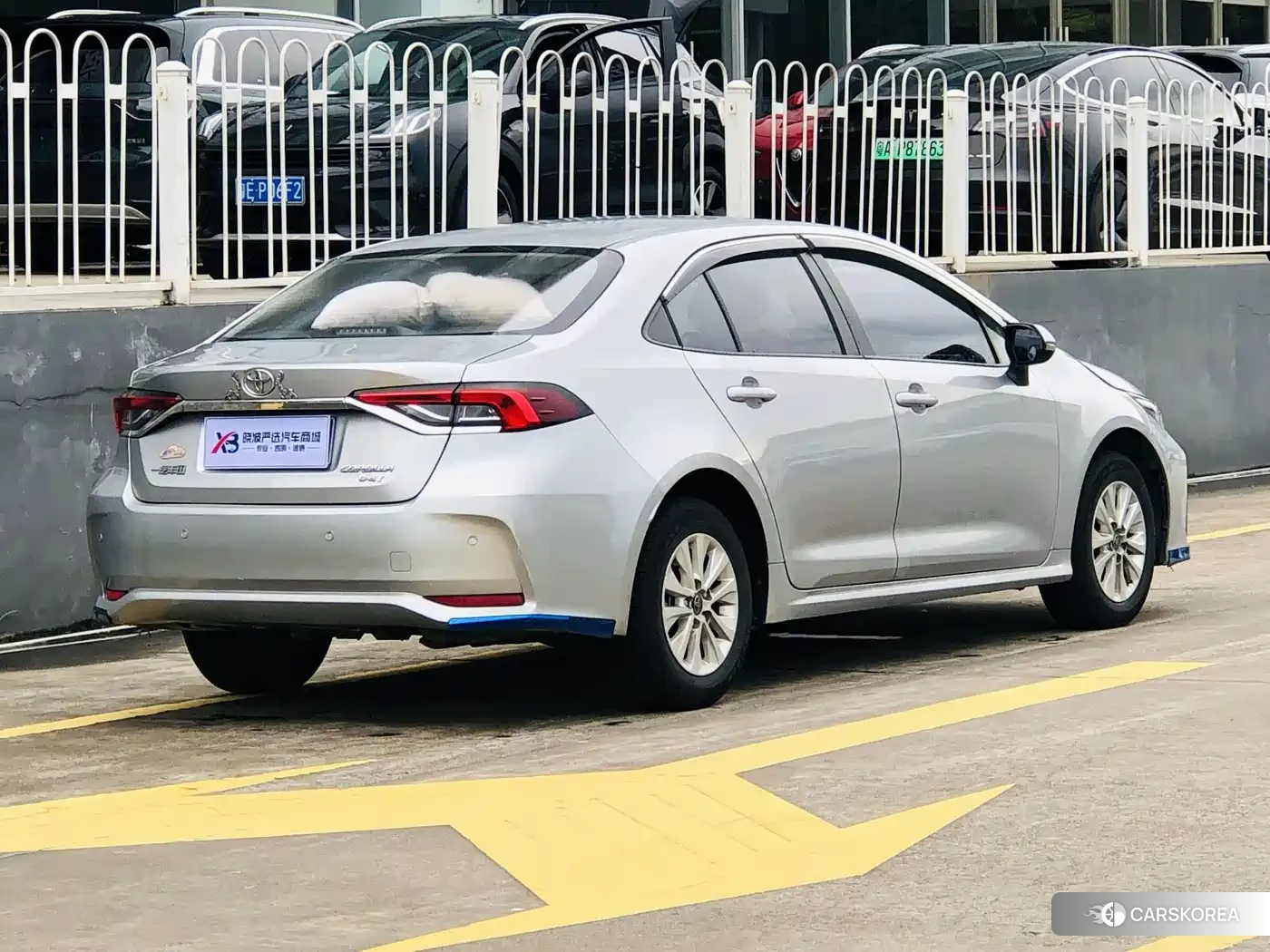 Toyota Corolla id 4589331 из Китая 13