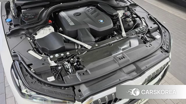 BMW 5 Series (G60) id 4691124 из Кореи 16
