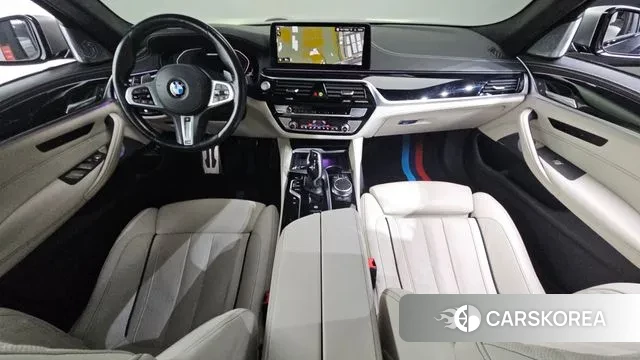 BMW 5 Series (G30) id 3697688 из Кореи 16