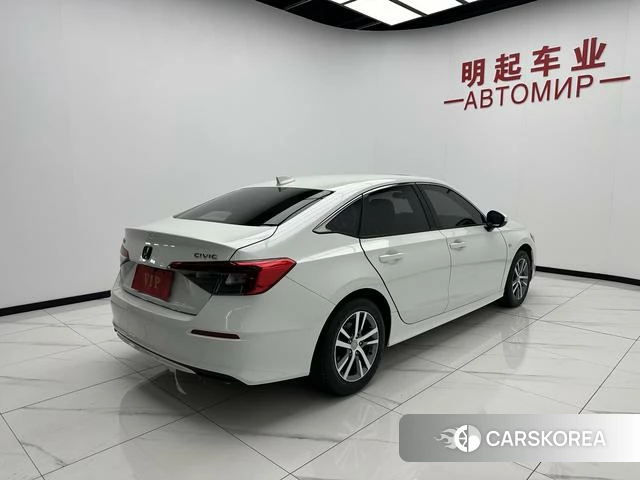 Honda Civic id 4348350 из Китая 14